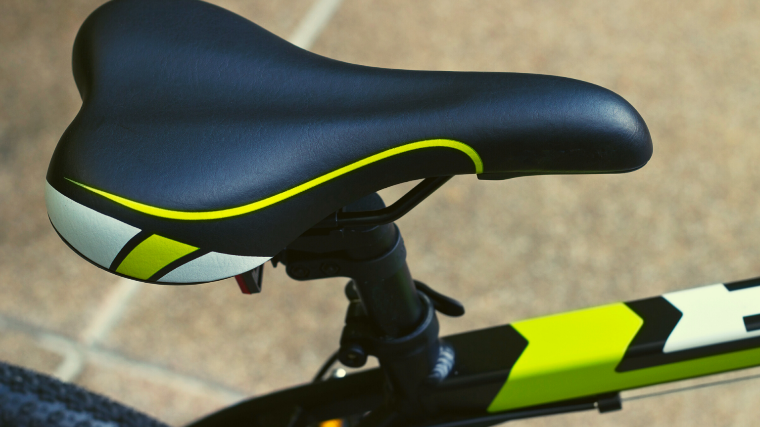 Best Road Bike Saddle for Heavy Rider Detailed Guide