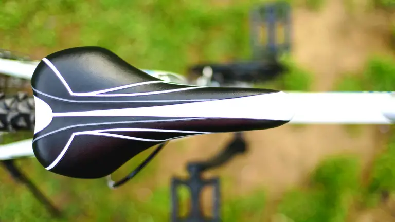 best road bike saddle to prevent numbness